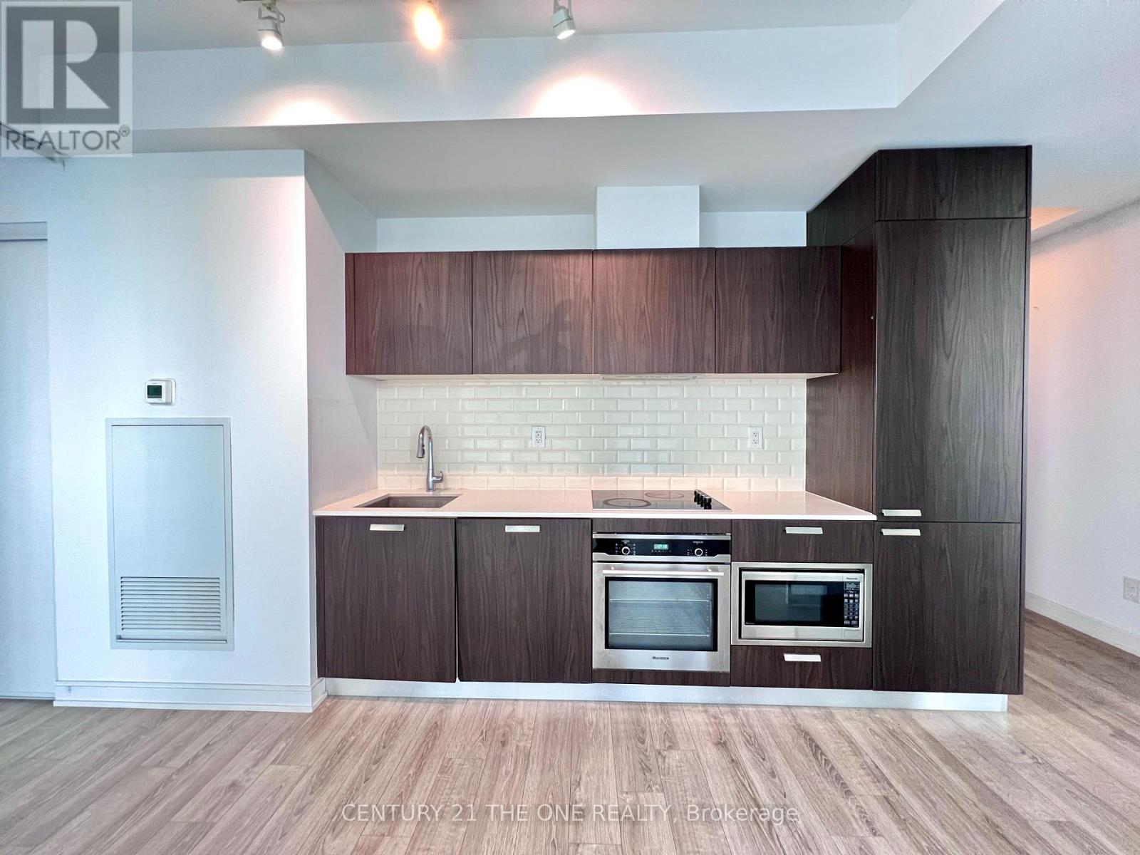 3613 - 50 Charles Street E, Toronto, Ontario  M4Y 0C3 - Photo 3 - C12185256