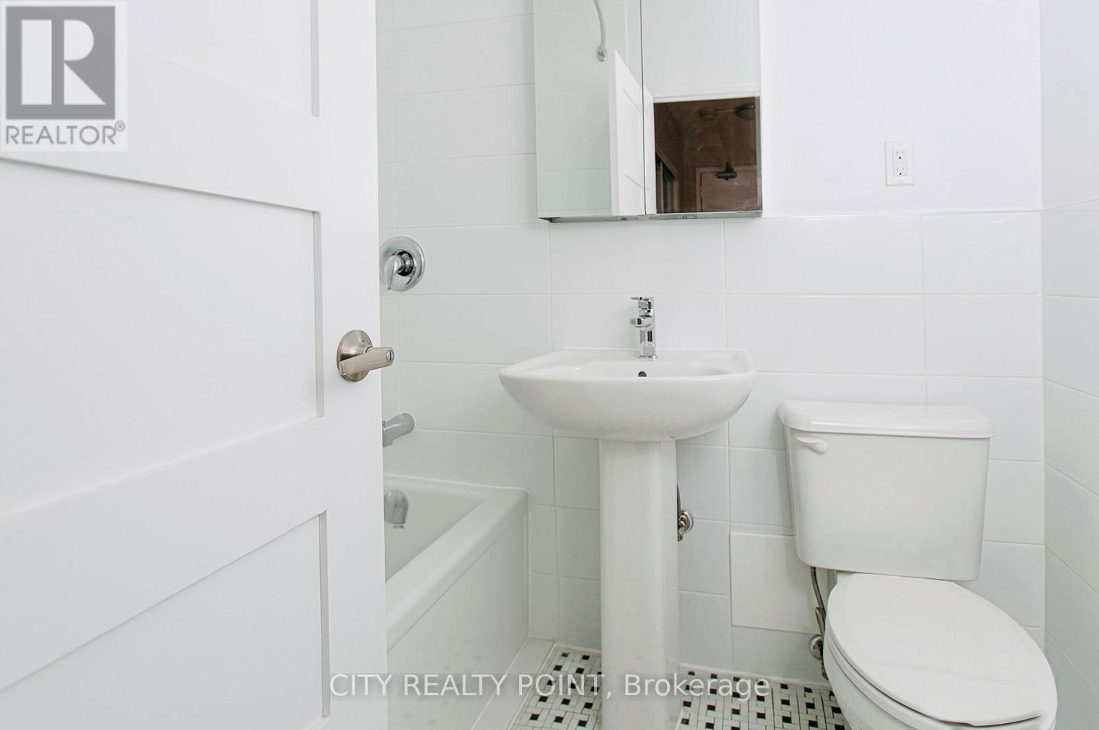 603 - 1291 Bayview Avenue N, Toronto, Ontario  M4G 2Z9 - Photo 8 - C12185270
