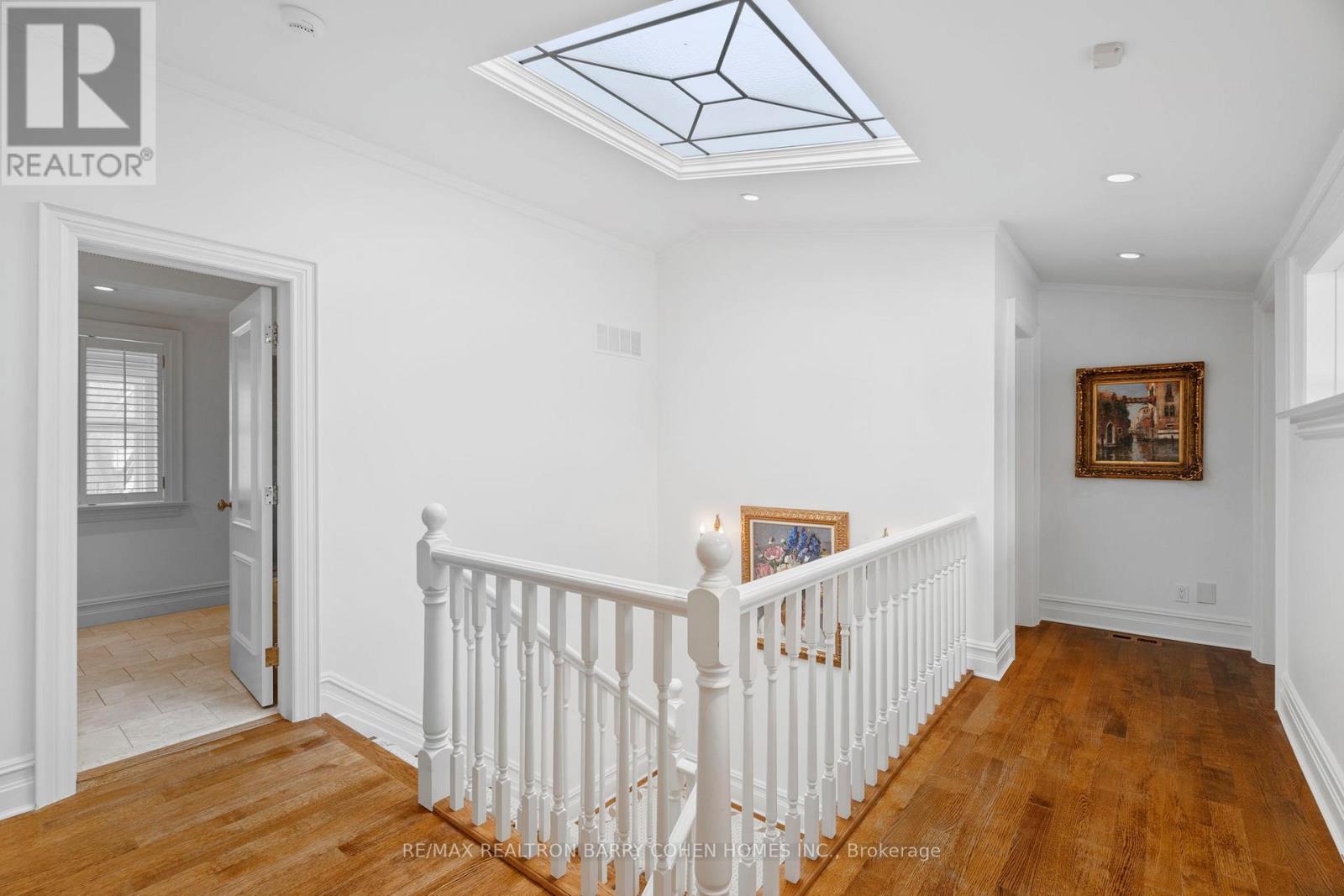 7 Valleyanna Drive, Toronto, Ontario  M4N 1J7 - Photo 23 - C12185272