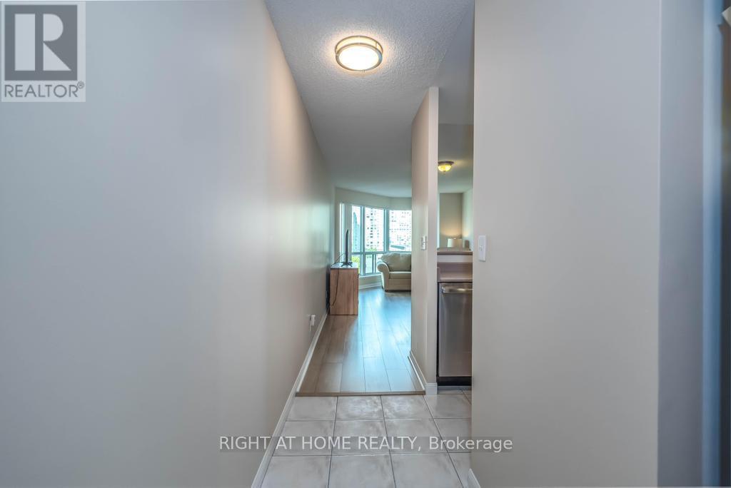 716 - 11 Lee Centre Drive, Toronto, Ontario  M1H 3J5 - Photo 9 - E12185264