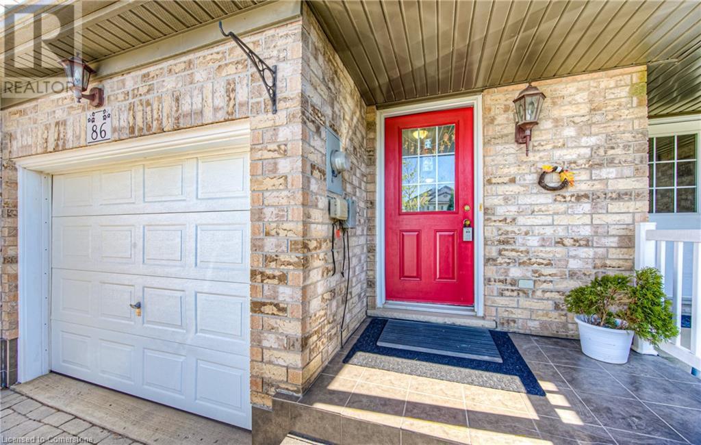 Property at 86 ROCHEFORT Street image 3