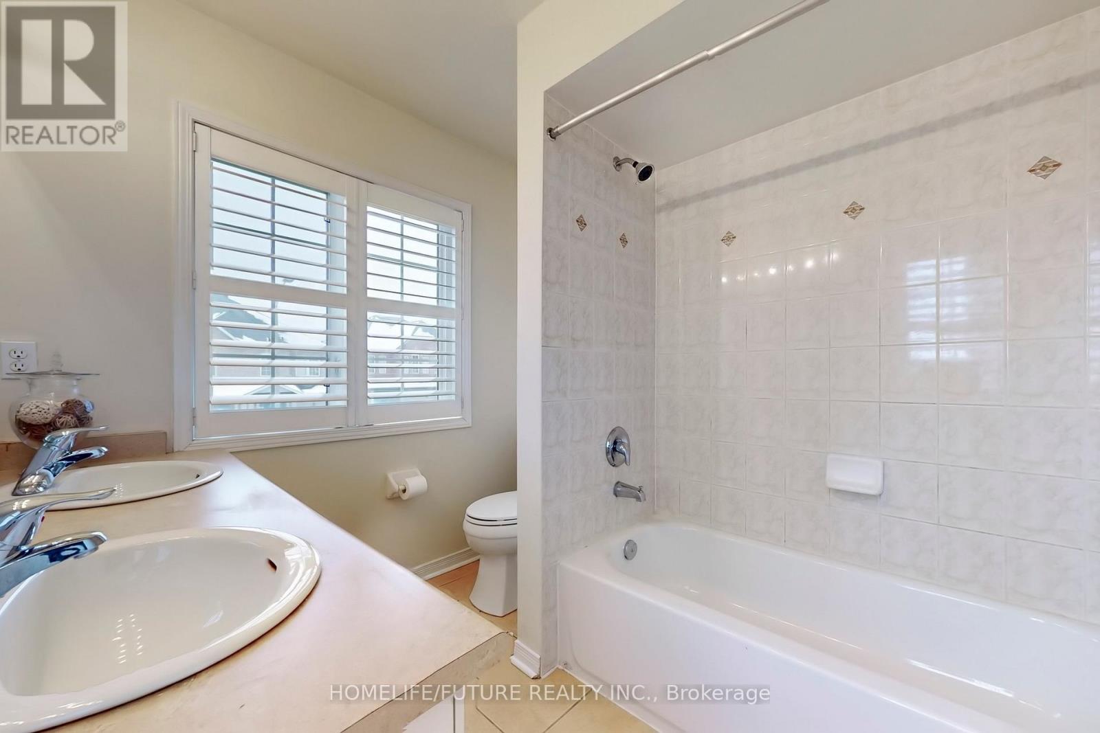 99 Lahore Crescent, Markham, Ontario  L3S 0A7 - Photo 38 - N12185251