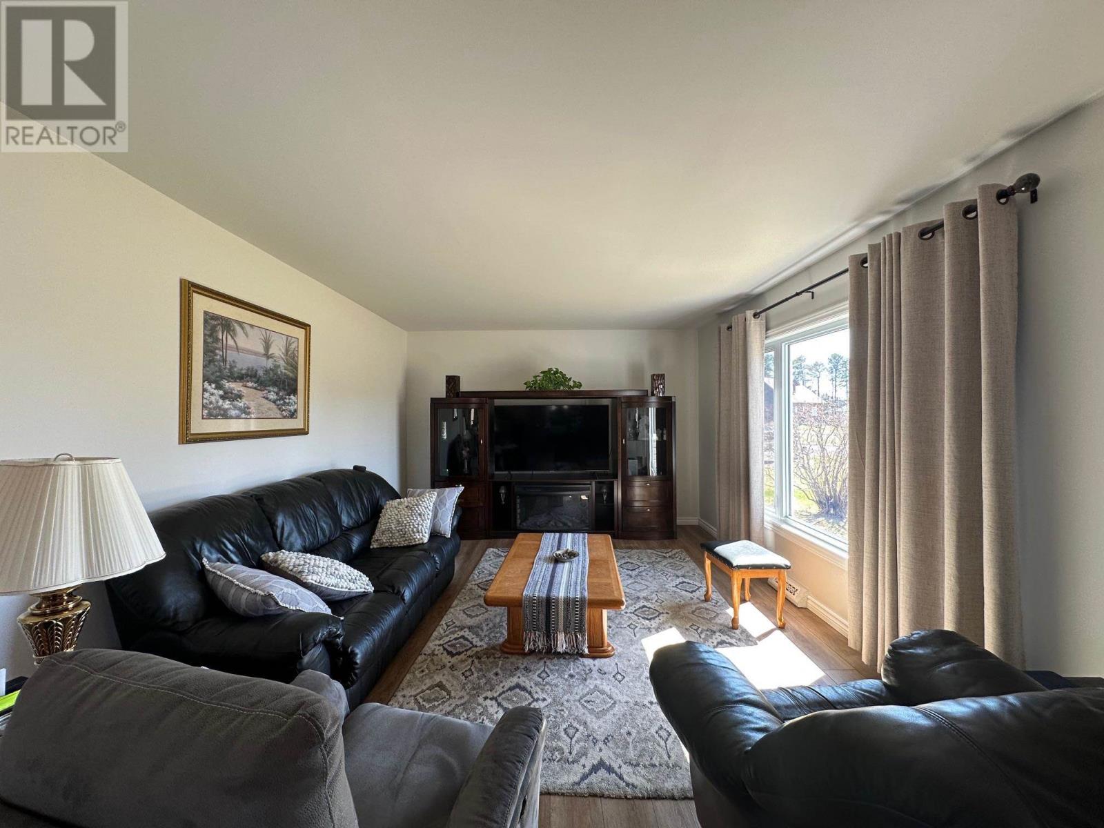 23 Pine Cres, Terrace Bay, Ontario  P0T 2W0 - Photo 11 - TB251140