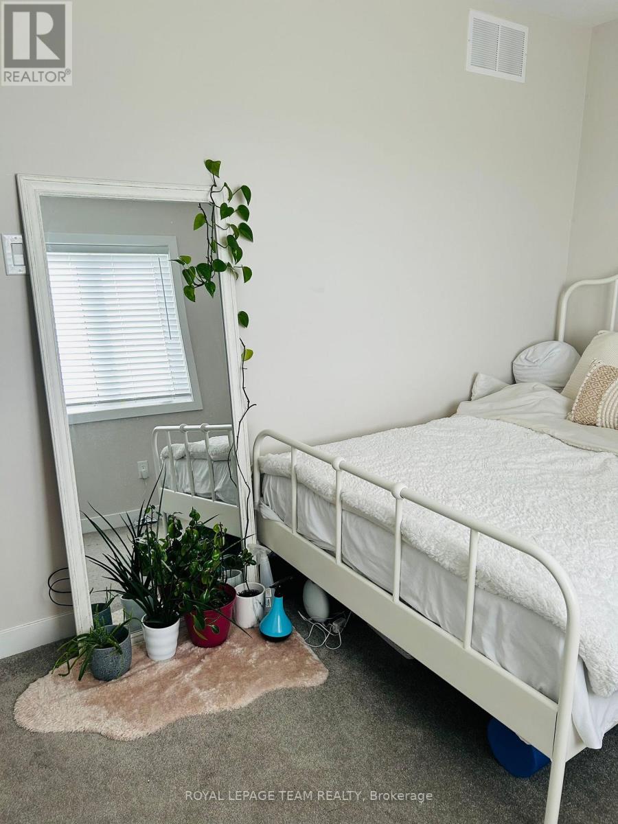 3040 Travertine Way, Ottawa, Ontario  K2J 6W9 - Photo 28 - X12185292