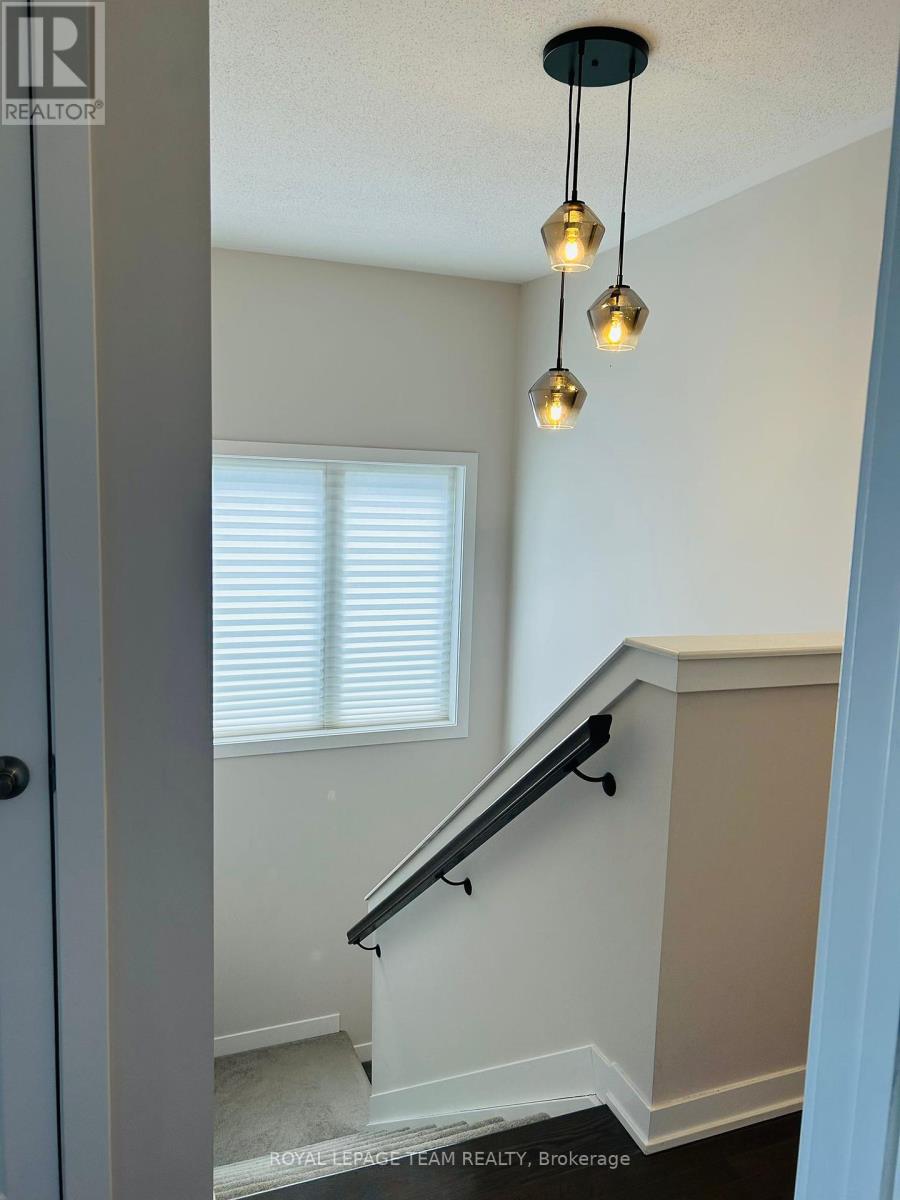 3040 Travertine Way, Ottawa, Ontario  K2J 6W9 - Photo 29 - X12185292