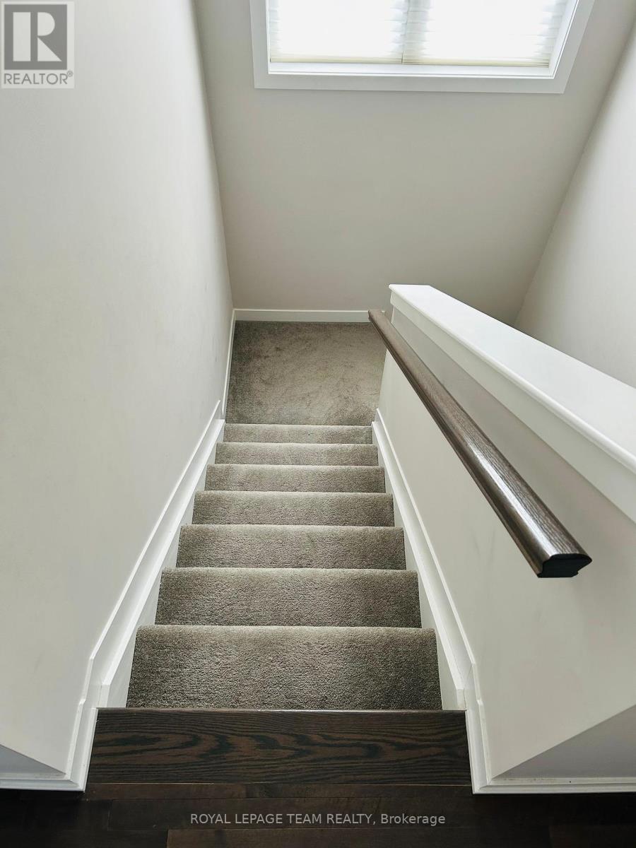 3040 Travertine Way, Ottawa, Ontario  K2J 6W9 - Photo 35 - X12185292