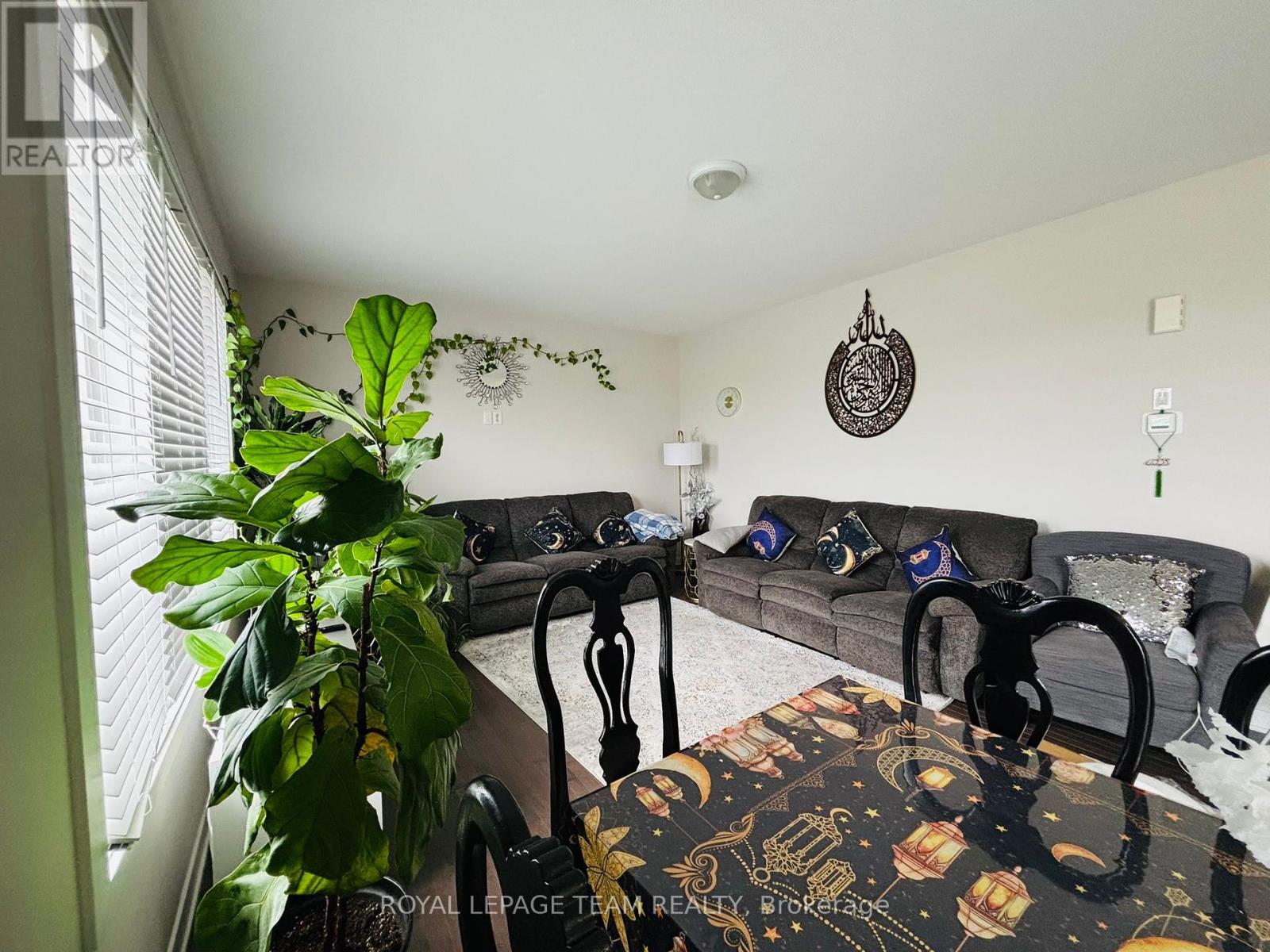 3040 Travertine Way, Ottawa, Ontario  K2J 6W9 - Photo 38 - X12185292