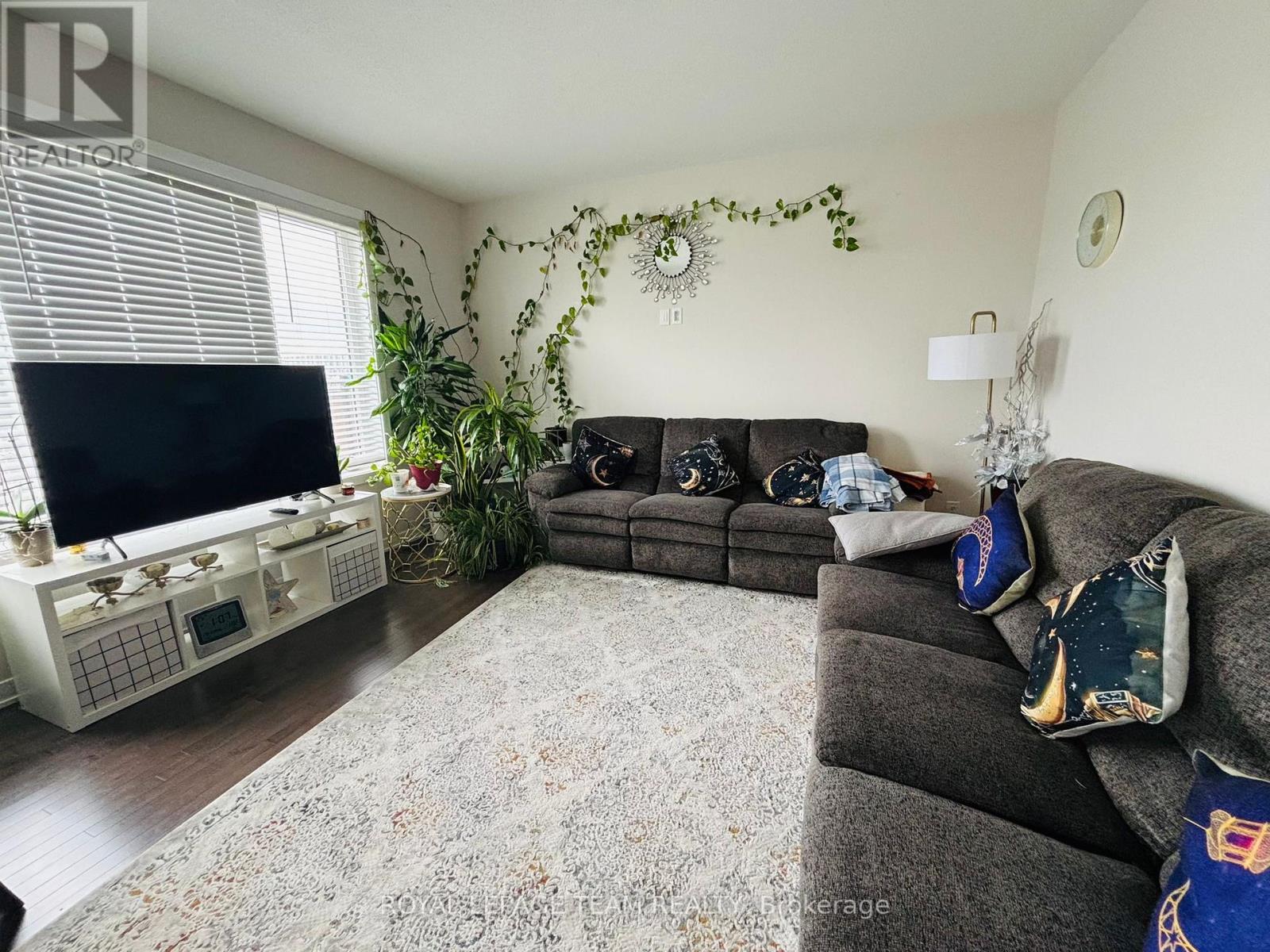 3040 Travertine Way, Ottawa, Ontario  K2J 6W9 - Photo 40 - X12185292