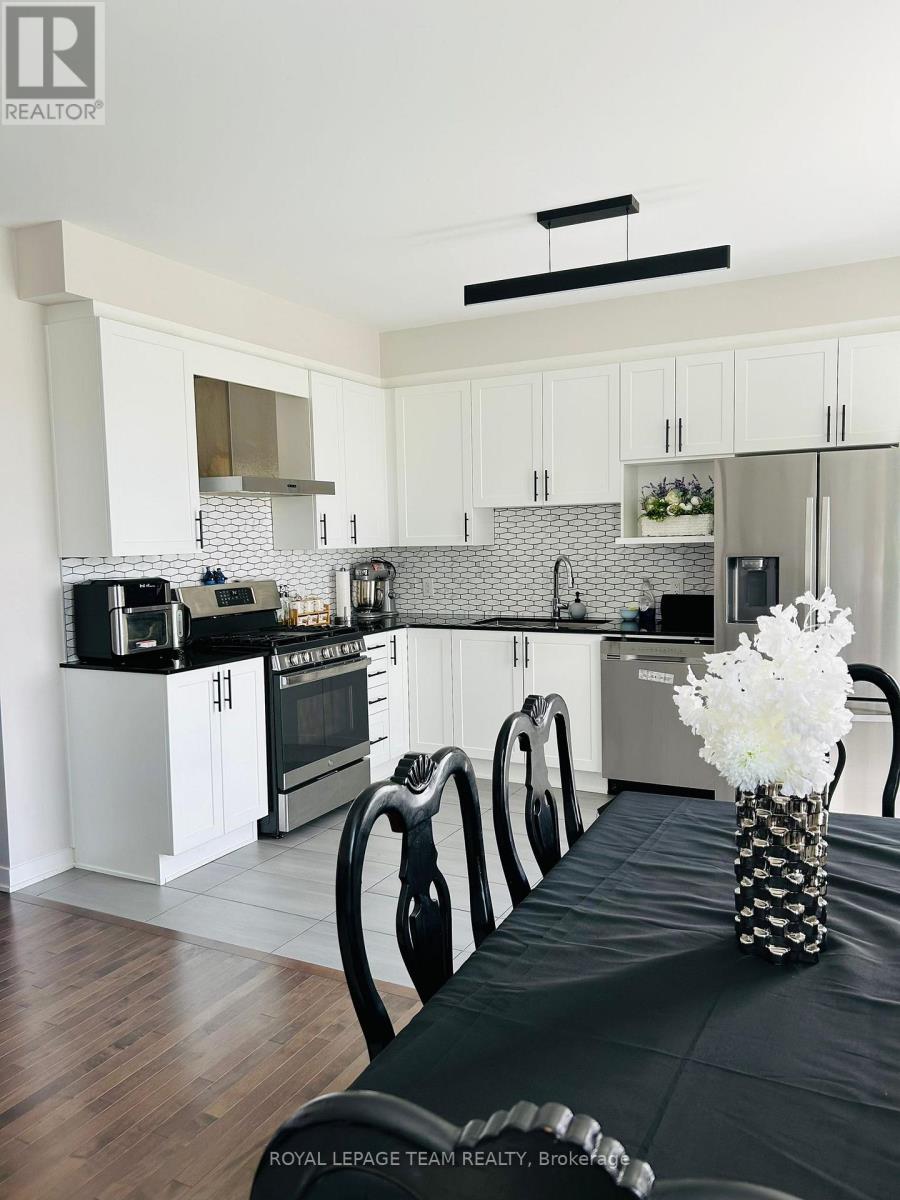 3040 Travertine Way, Ottawa, Ontario  K2J 6W9 - Photo 7 - X12185292