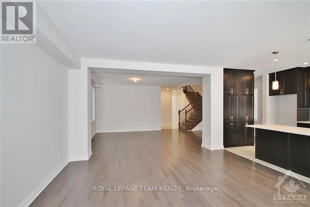 1010 Brian Good Avenue, Ottawa, Ontario  K4M 0R3 - Photo 10 - X12185333