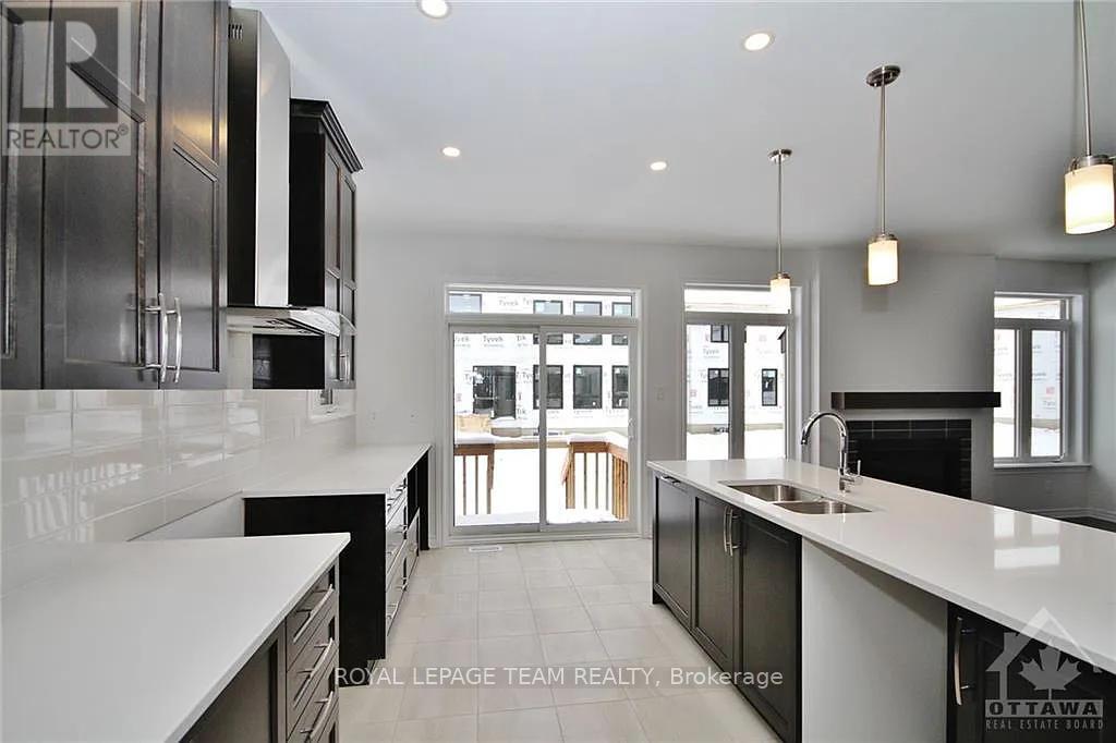 1010 Brian Good Avenue, Ottawa, Ontario  K4M 0R3 - Photo 11 - X12185333