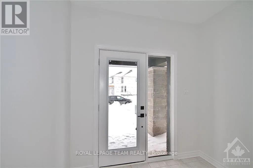 1010 Brian Good Avenue, Ottawa, Ontario  K4M 0R3 - Photo 2 - X12185333