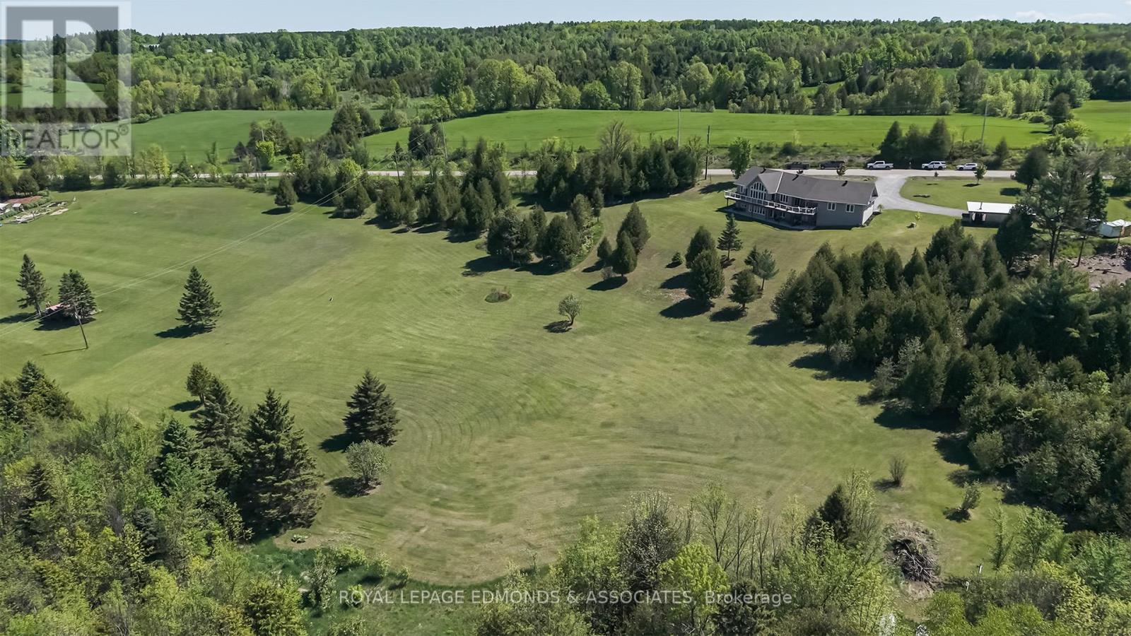 281 Point Church Road, North Algona Wilberforce, Ontario  K0J 1T0 - Photo 7 - X12185401