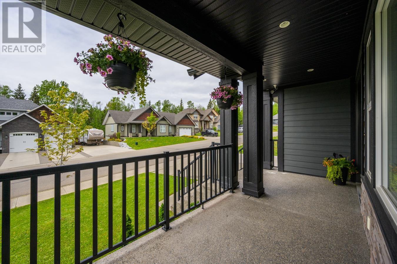 2838 Maurice Drive, Prince George, British Columbia  V2N 0C8 - Photo 3 - R3009173