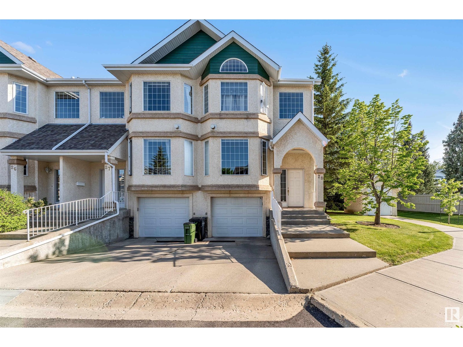 #28 11717 9b Av Nw, Edmonton, Alberta  T6J 7B7 - Photo 1 - E4439507