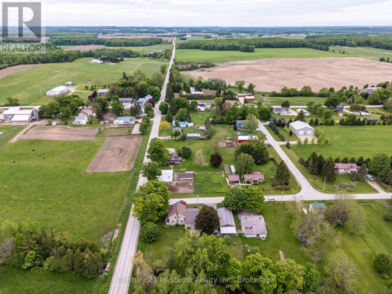85695 St. Helens Line, Ashfield-Colborne-Wawanosh, Ontario N0G 2H0 - Photo 11 - X12185363