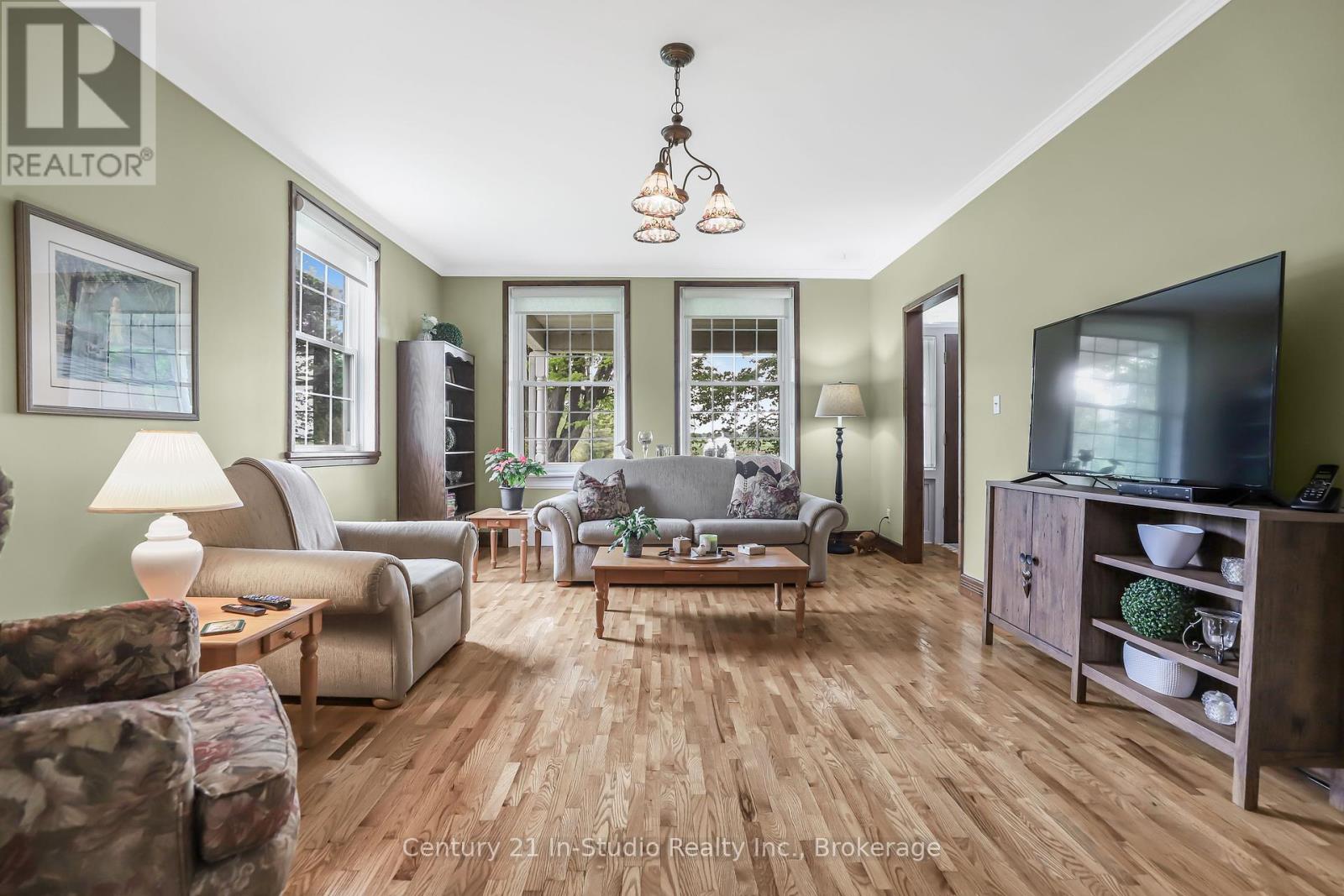 85695 St. Helens Line, Ashfield-Colborne-Wawanosh, Ontario N0G 2H0 - Photo 14 - X12185363