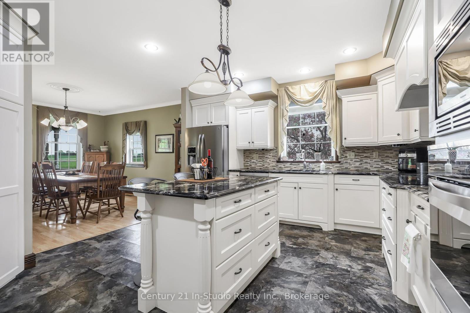 85695 St. Helens Line, Ashfield-Colborne-Wawanosh, Ontario N0G 2H0 - Photo 24 - X12185363