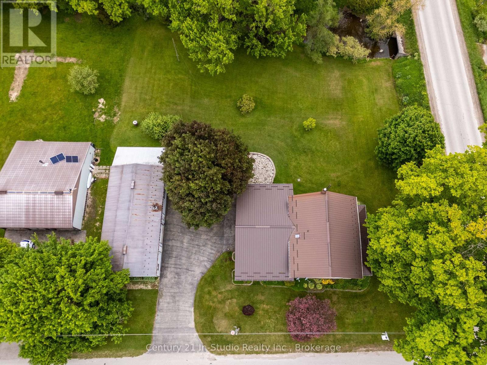 85695 St. Helens Line, Ashfield-Colborne-Wawanosh, Ontario N0G 2H0 - Photo 9 - X12185363