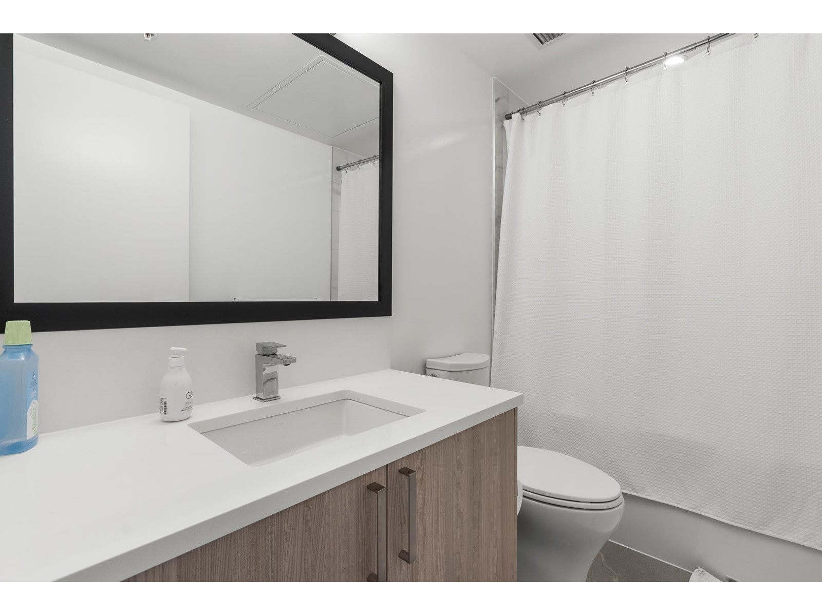 3105 13350 Central Avenue, Surrey, British Columbia  V3T 0S1 - Photo 11 - R3009274