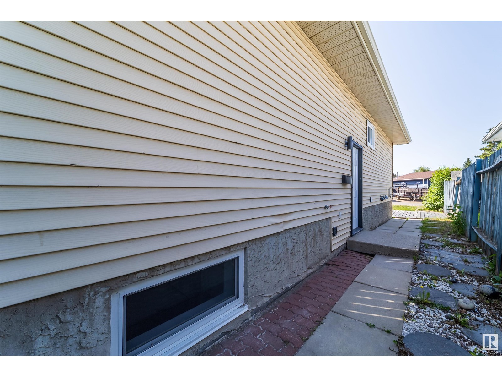 473 Kirkness Rd Nw, Edmonton, Alberta  T5Y 2J1 - Photo 48 - E4439508