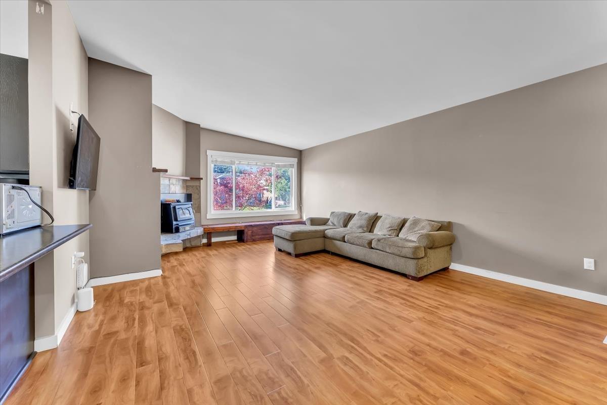 45295 Bernard Avenue, Chilliwack Proper West, Chilliwack, British Columbia  V2P 1H3 - Photo 11 - R3009224