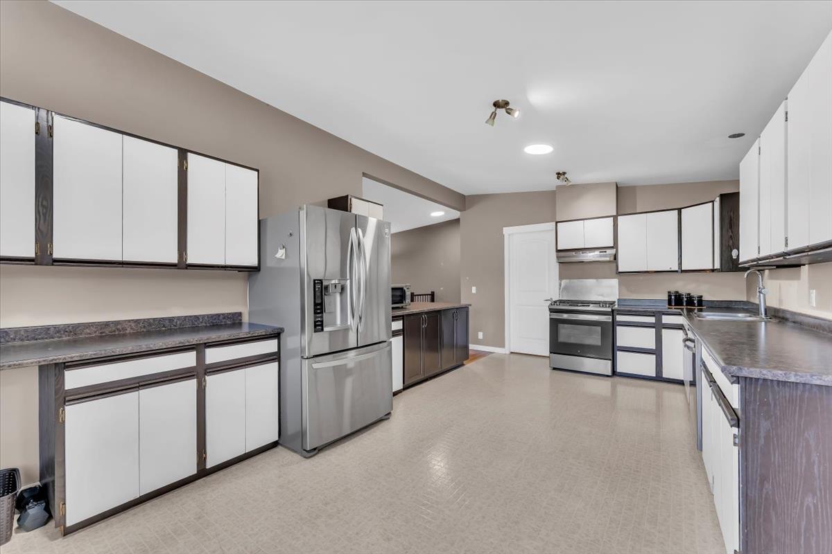45295 Bernard Avenue, Chilliwack Proper West, Chilliwack, British Columbia  V2P 1H3 - Photo 8 - R3009224