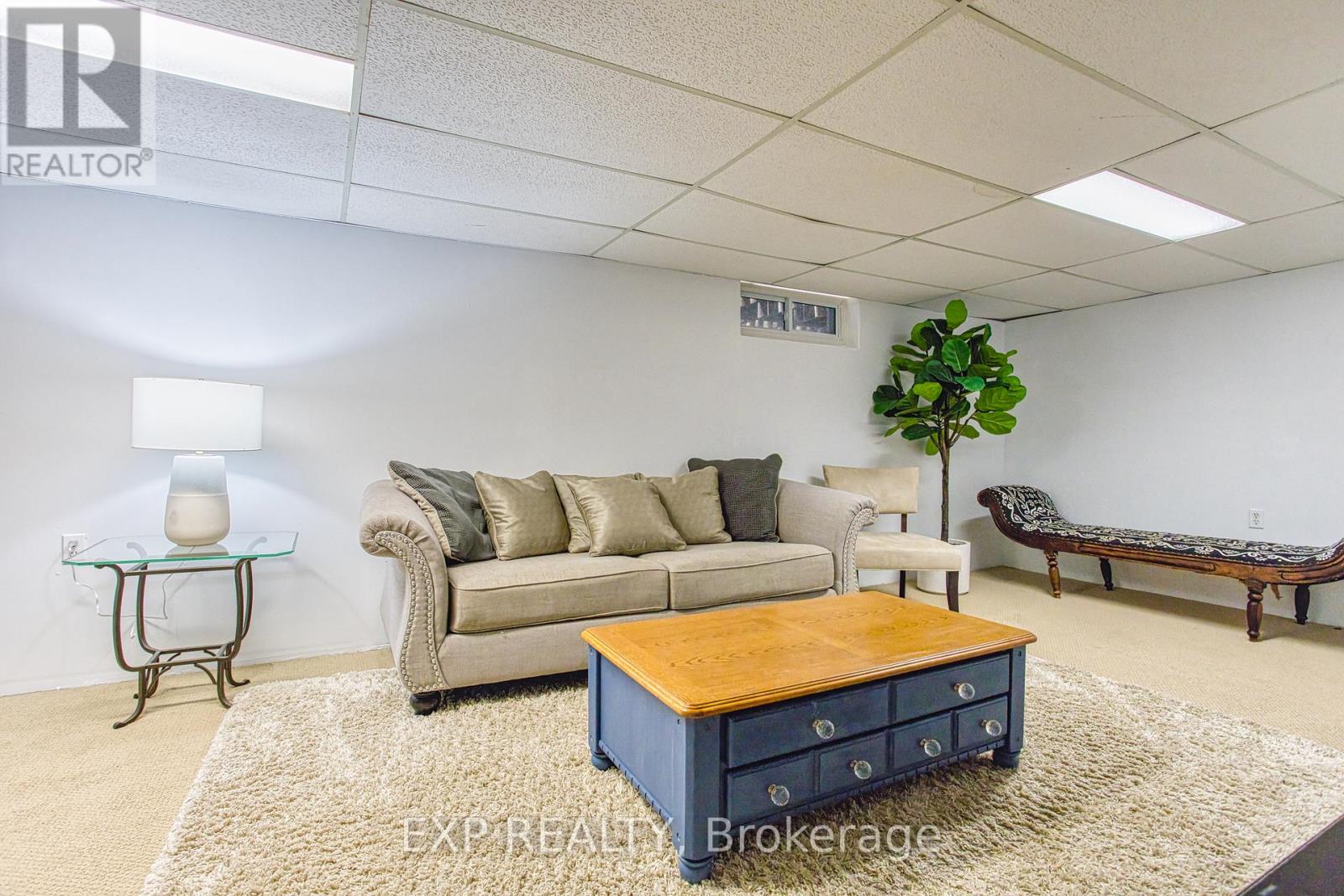 4382 Central Avenue, Lincoln (Beamsville), Ontario  L0R 1B6 - Photo 24 - X12185281