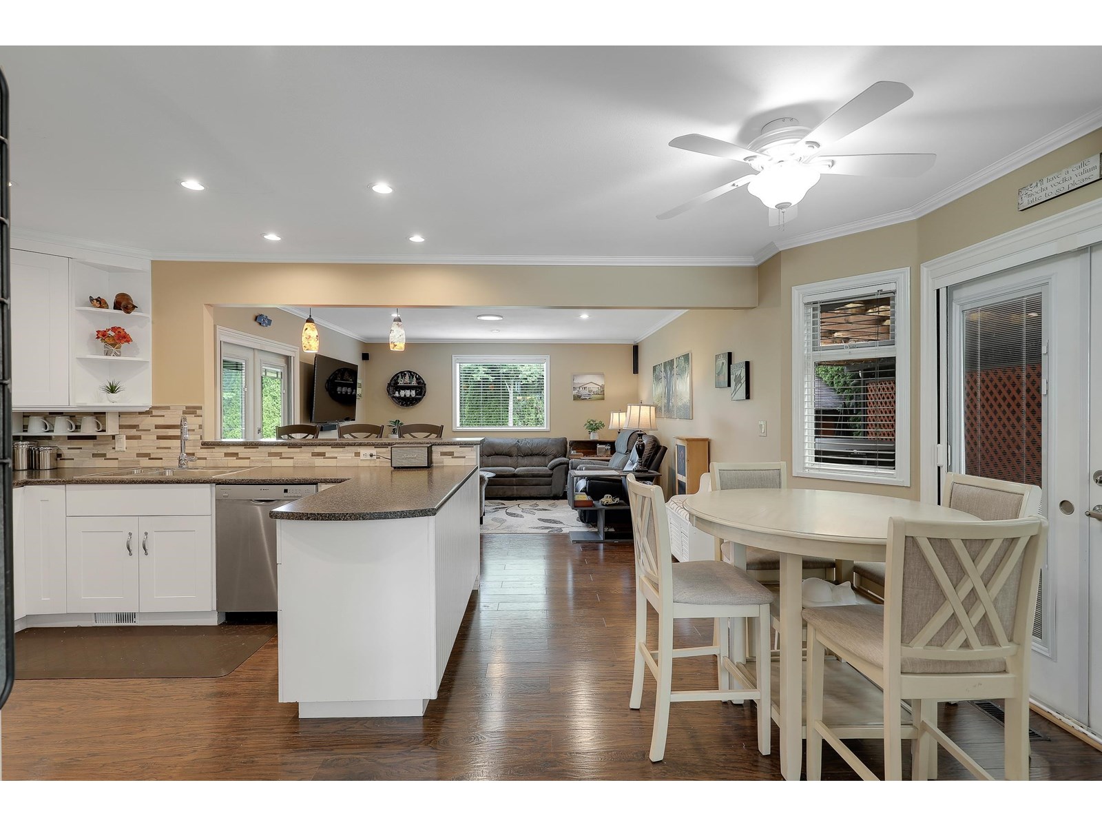 6359 172a Street, Surrey, British Columbia  V3S 6V4 - Photo 4 - R3008979