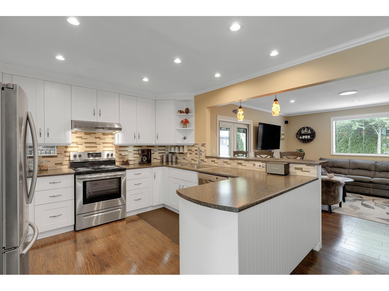 6359 172a Street, Surrey, British Columbia  V3S 6V4 - Photo 5 - R3008979