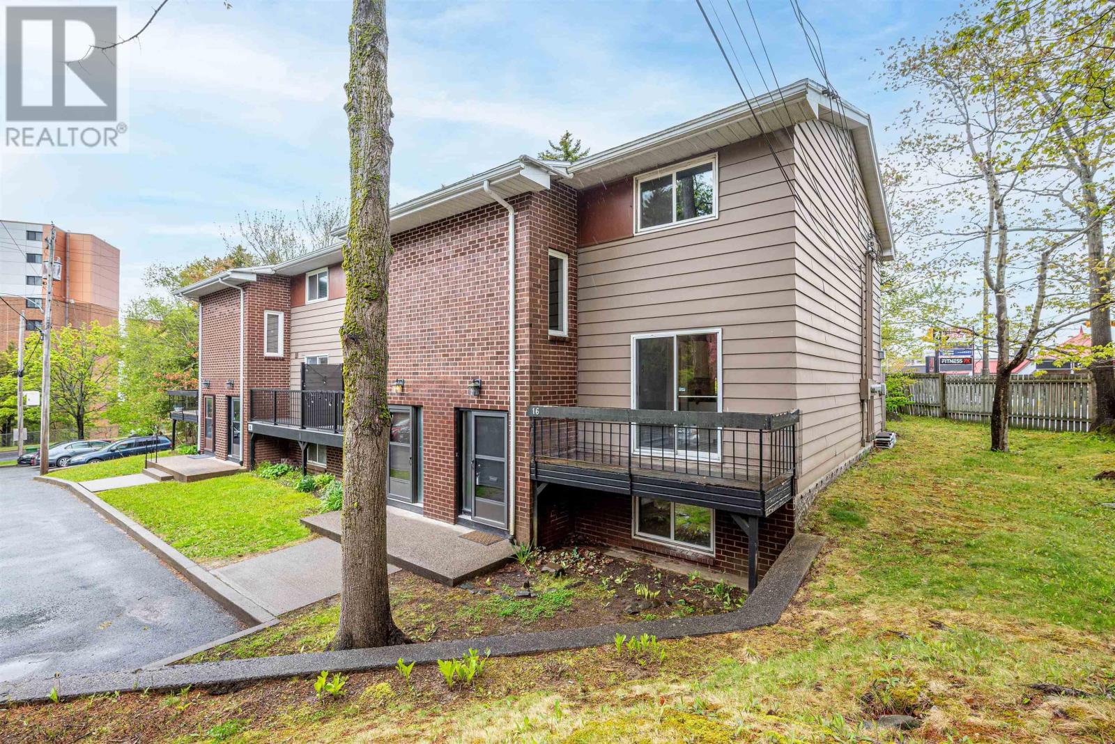 16 Stoneybrook Court, Clayton Park, Nova Scotia  B3M 3L1 - Photo 2 - 202512839