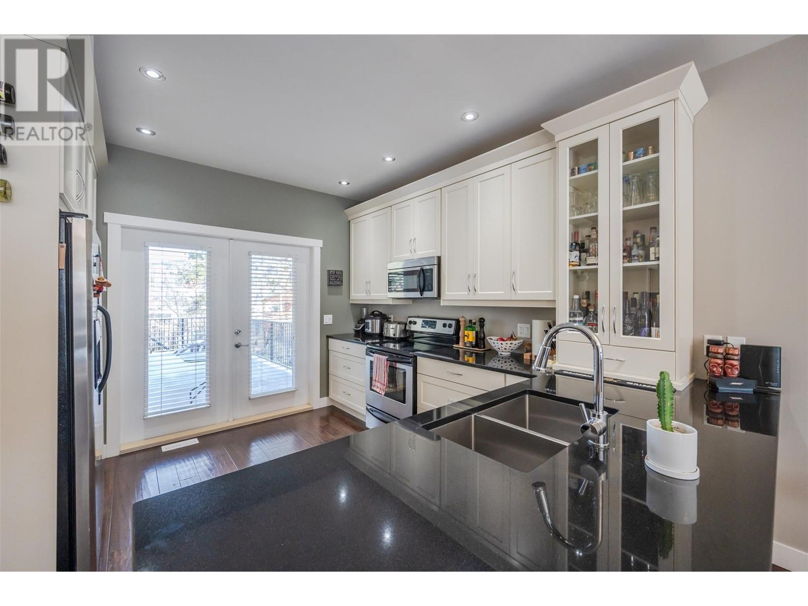 192 Nicola Place, Summerland, BC V0H1Z2