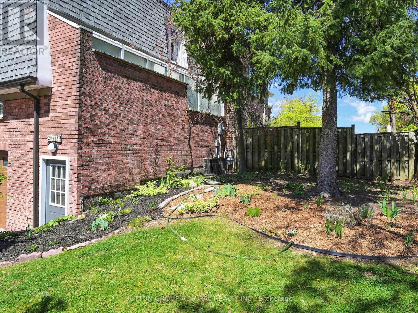 248 Glengrove Avenue W, Toronto, Ontario  M5N 1W1 - Photo 3 - C12185439