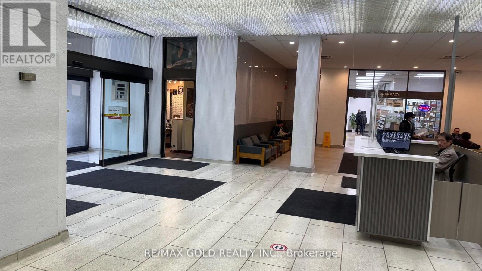 301 - 600 Sherbourne Street, Toronto (North St. James Town), Ontario  M4X 1W4 - Photo 22 - C12185447