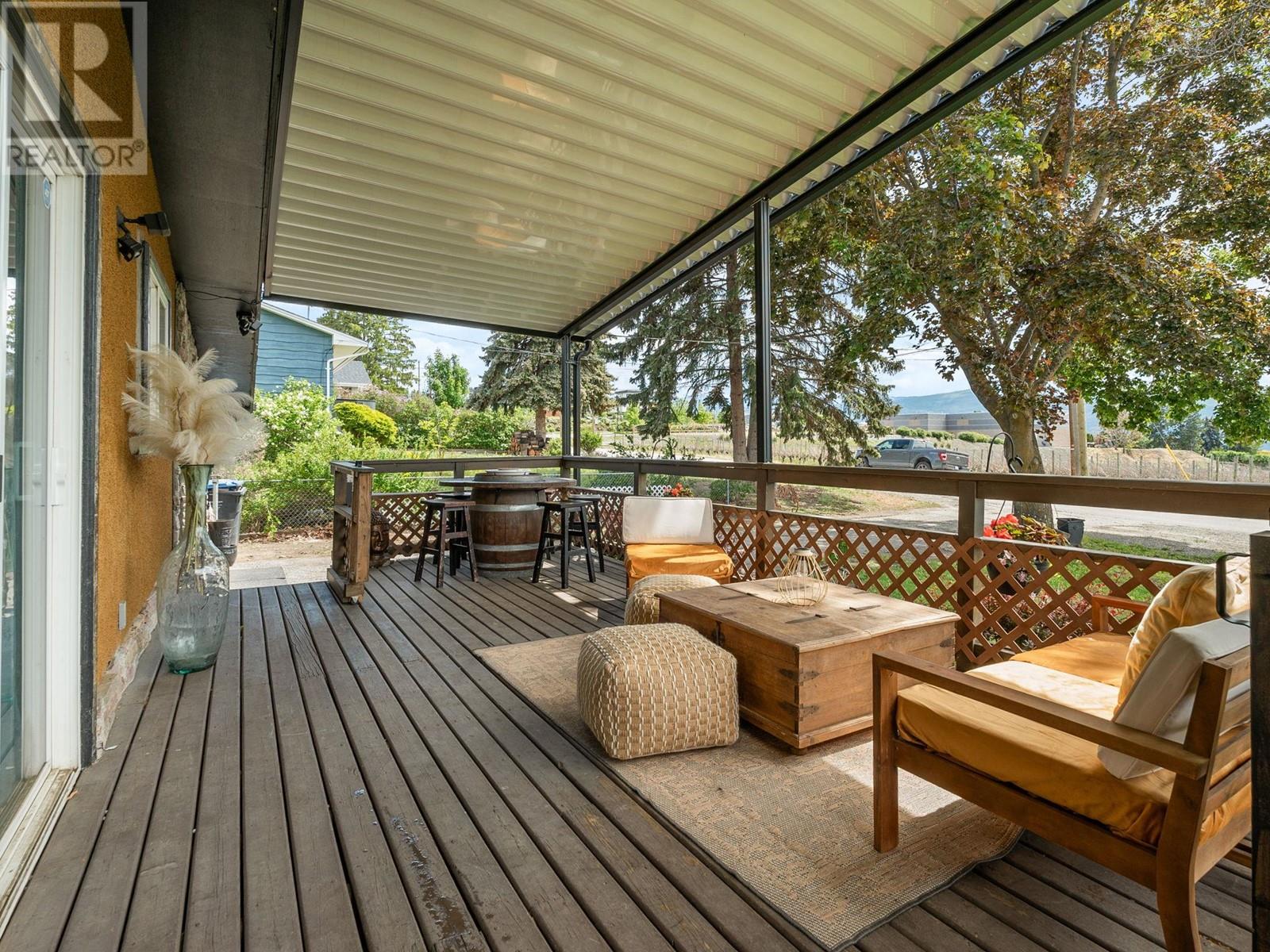 Property at 858 Douglas Road image 3