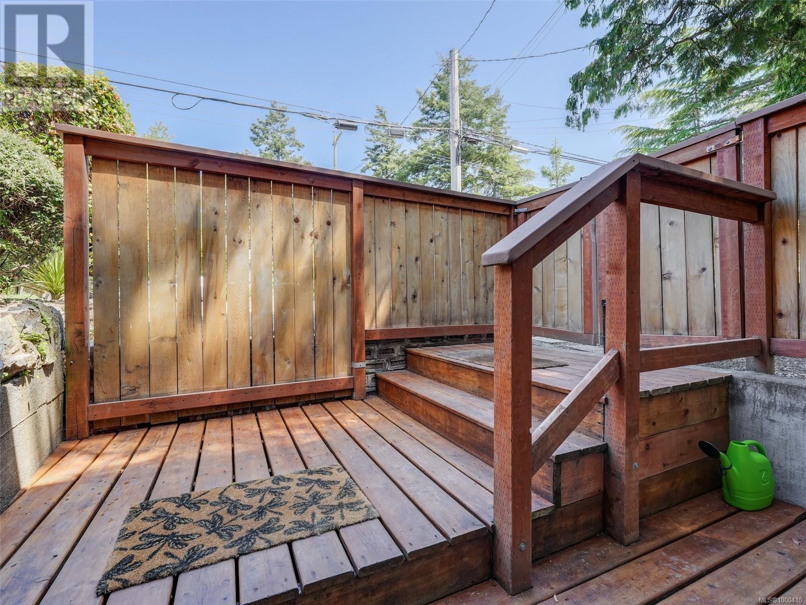 3856 Carey Rd, Saanich, British Columbia  V8Z 4C7 - Photo 16 - 1000410