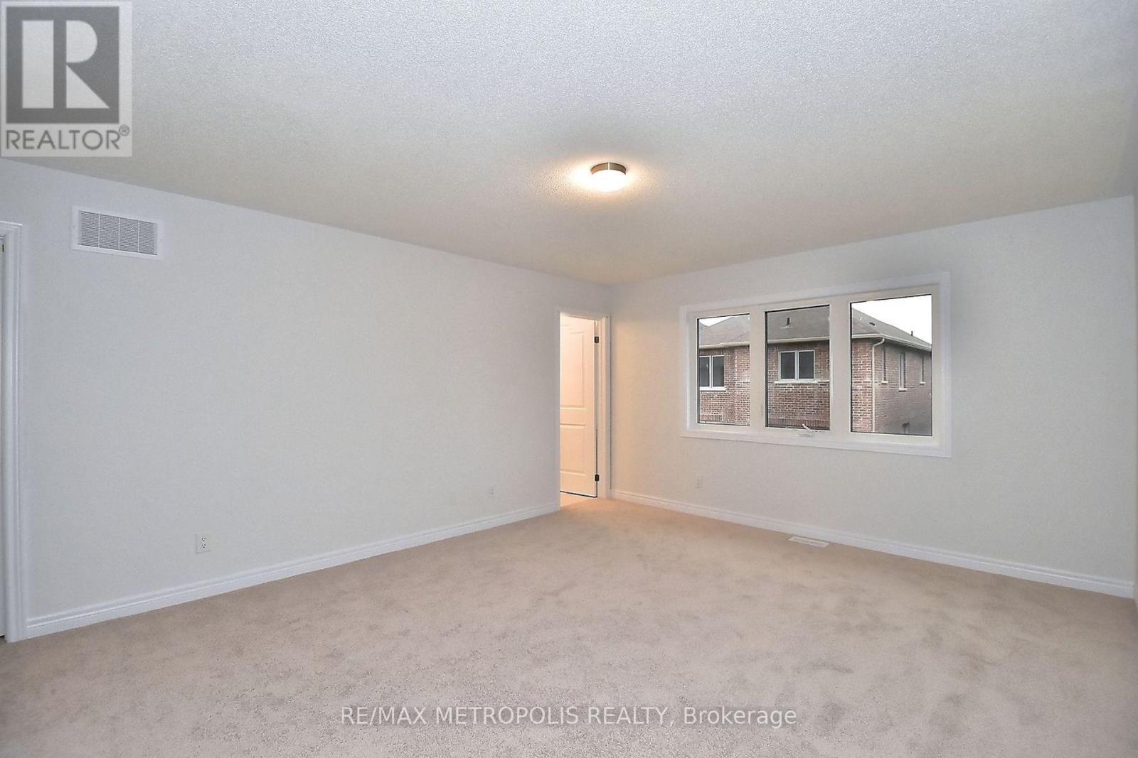 61 Seedling Crescent, Whitchurch-Stouffville, Ontario  L4A 4V5 - Photo 27 - N12185339