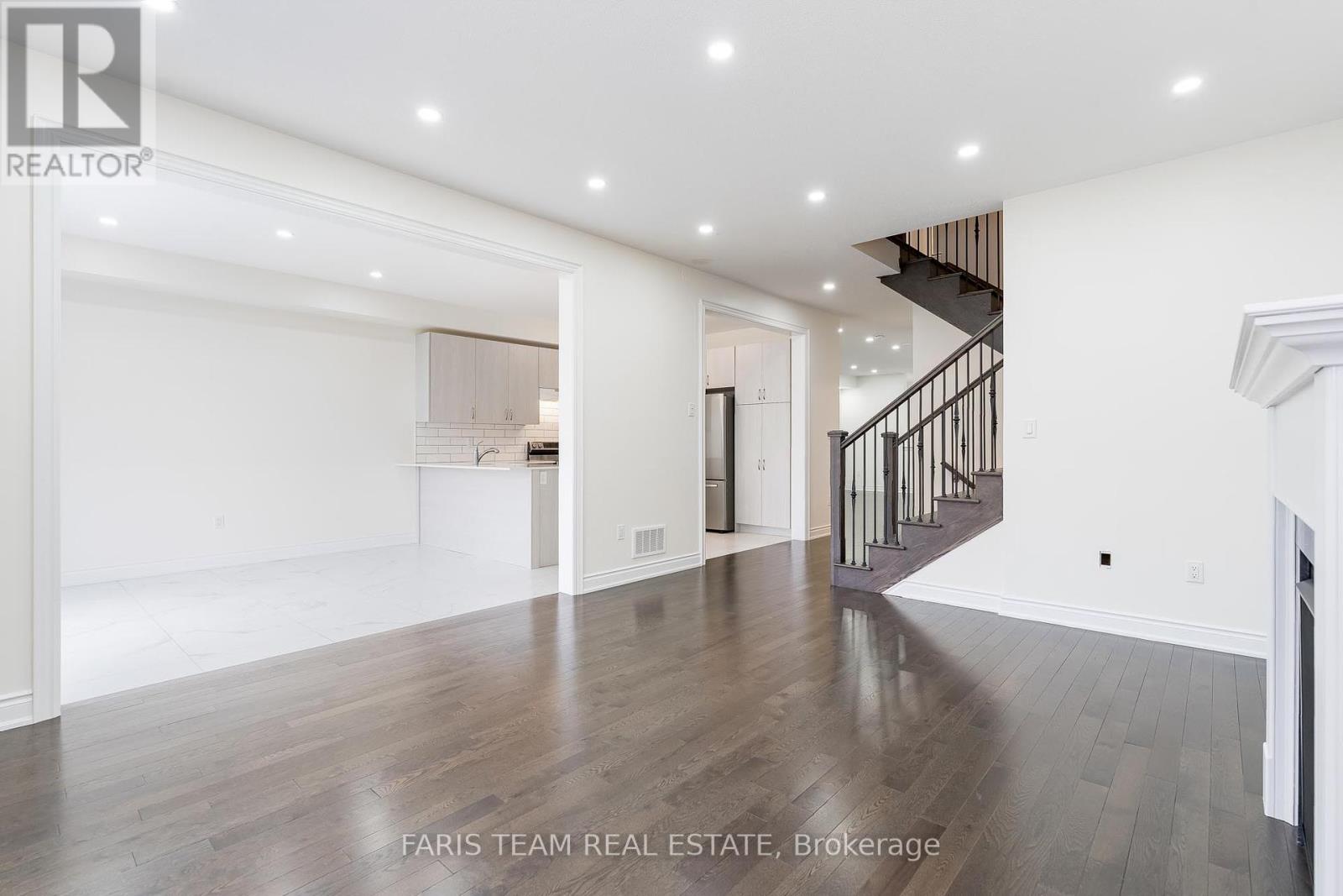 2201 Lozenby Street, Innisfil, Ontario  L9S 0M9 - Photo 15 - N12185446