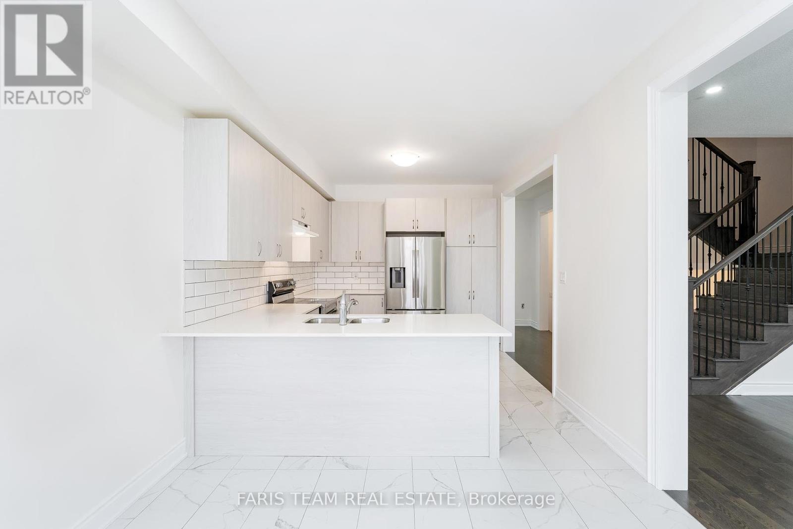 2201 Lozenby Street, Innisfil, Ontario  L9S 0M9 - Photo 8 - N12185446