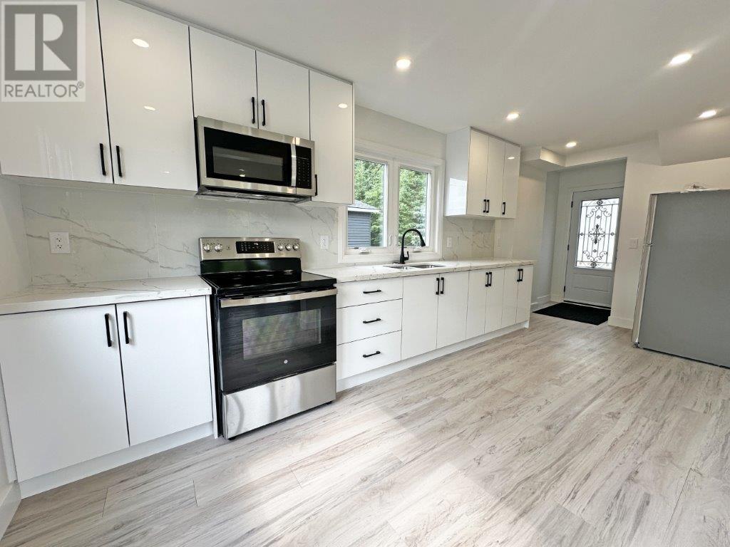 77 Brompton Road, Red Rock, Ontario  P0T 2P0 - Photo 14 - TB251429