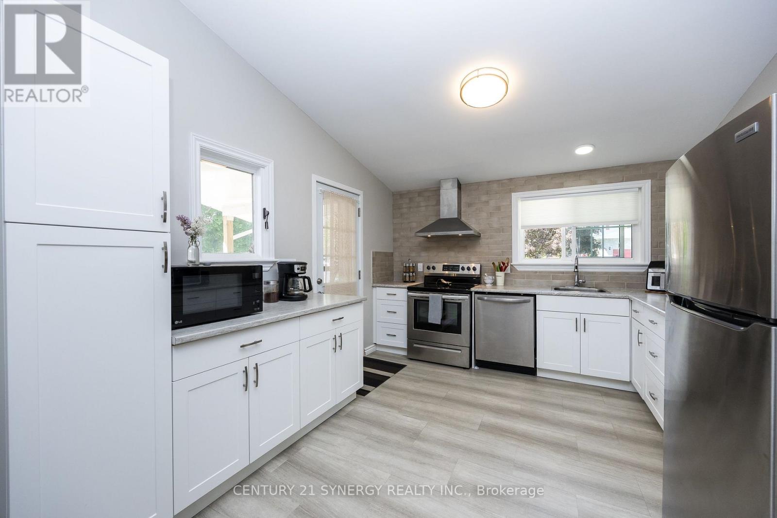 233 Allan Street, Smiths Falls, Ontario  K7A 4M9 - Photo 9 - X12185492