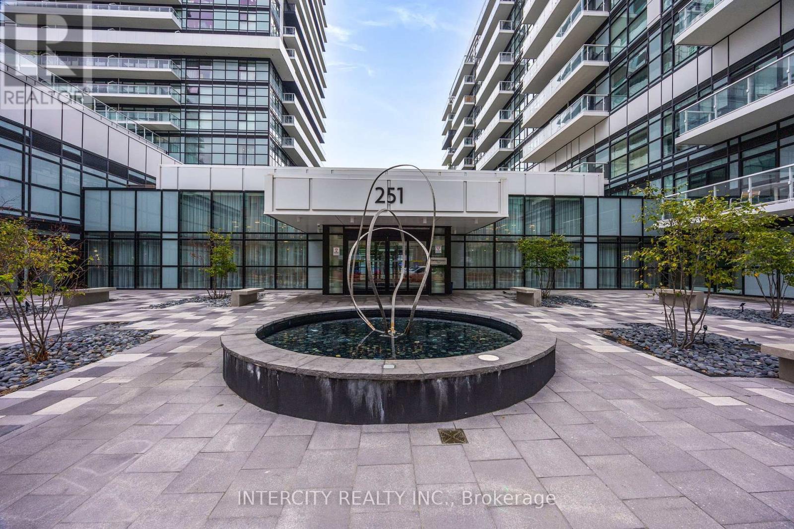 2605 - 251 Manitoba Street, Toronto, Ontario  M8Y 0C7 - Photo 4 - W12185286
