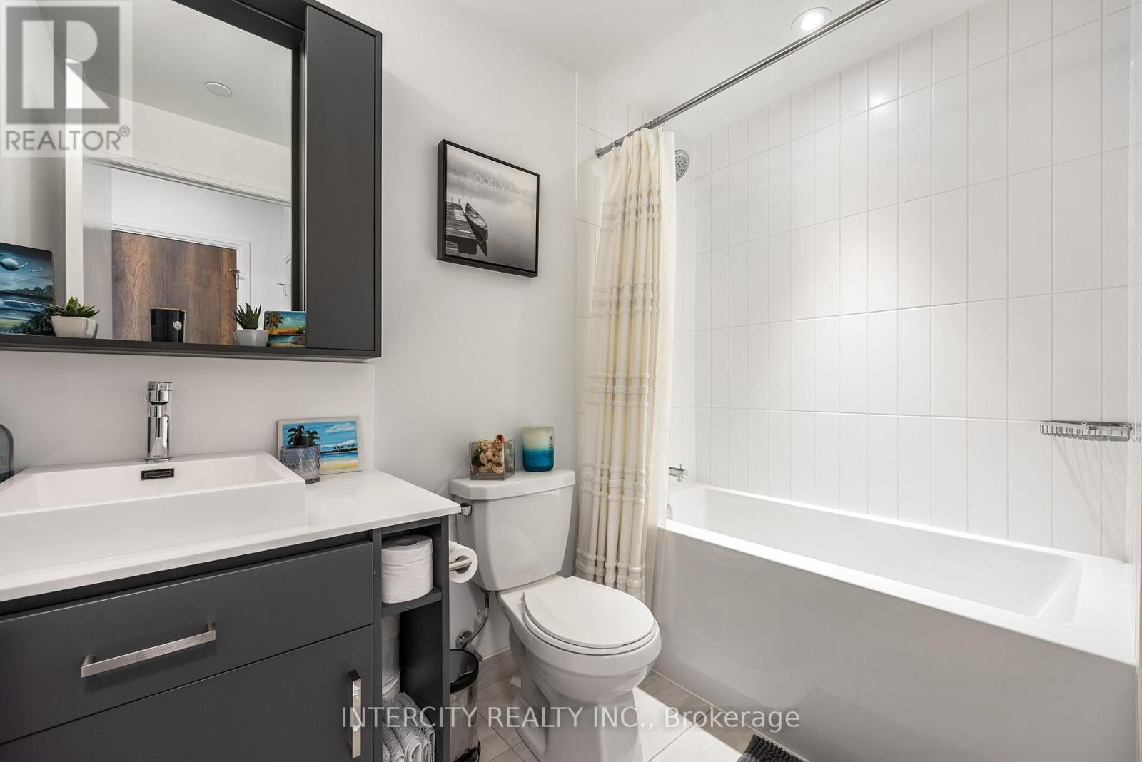 2605 - 251 Manitoba Street, Toronto, Ontario  M8Y 0C7 - Photo 6 - W12185286