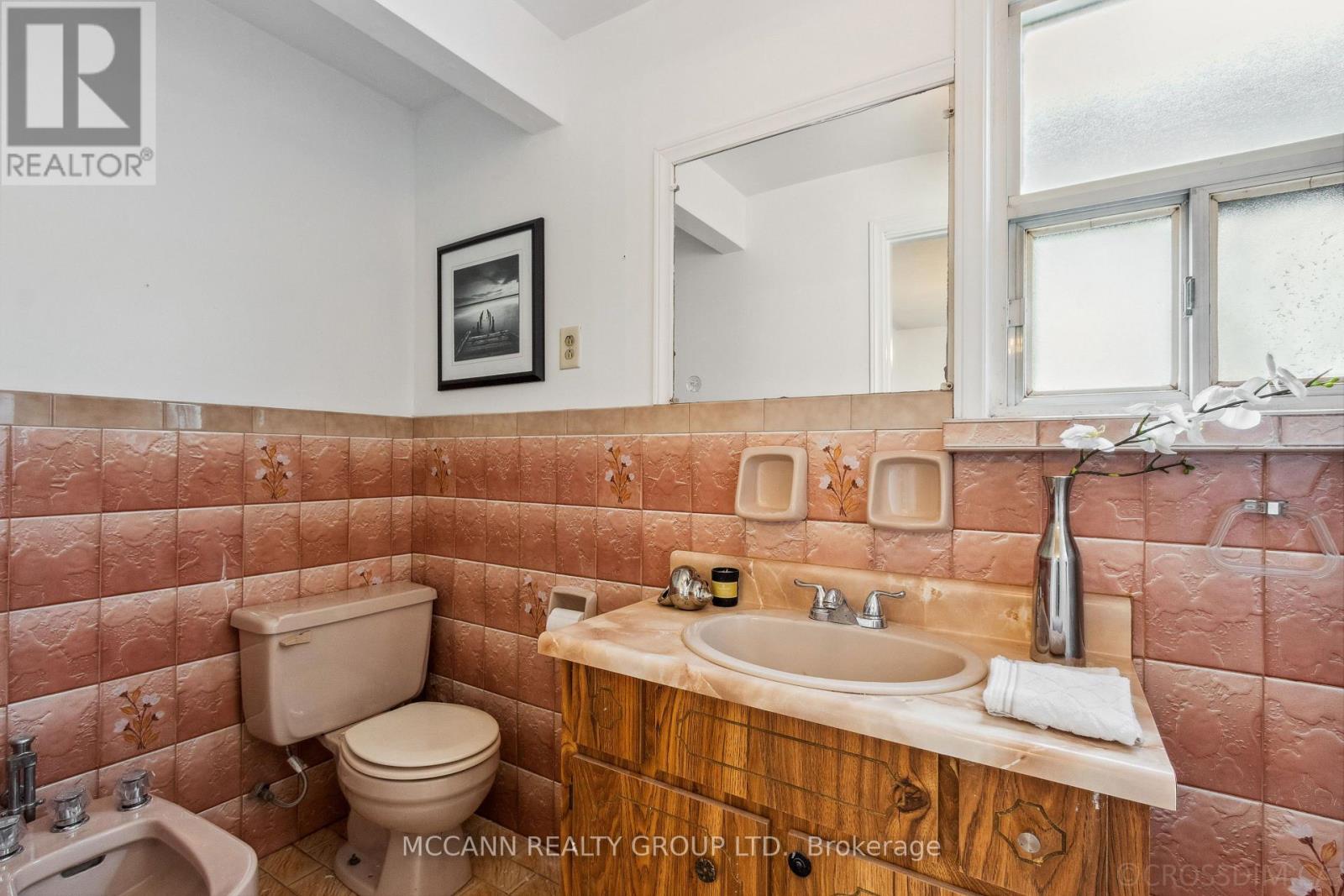 396 Nairn Avenue, Toronto, Ontario  M6E 4J3 - Photo 22 - W12185329