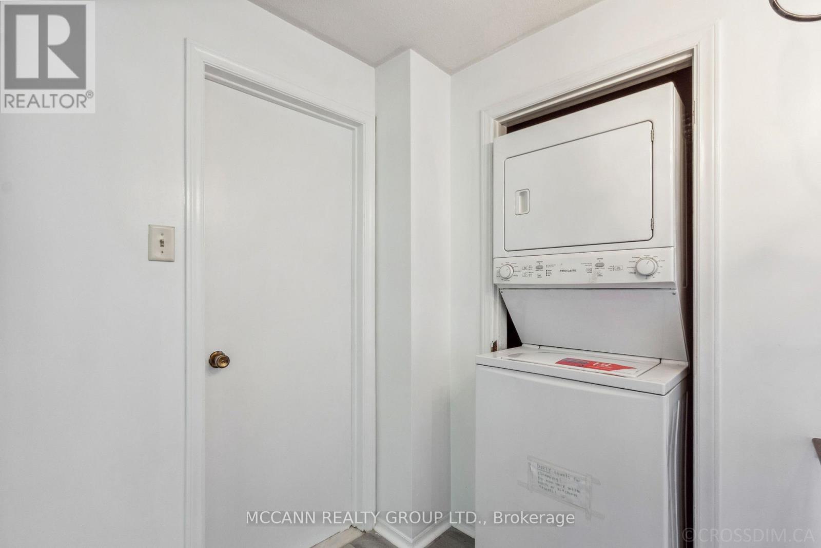 396 Nairn Avenue, Toronto, Ontario  M6E 4J3 - Photo 24 - W12185329