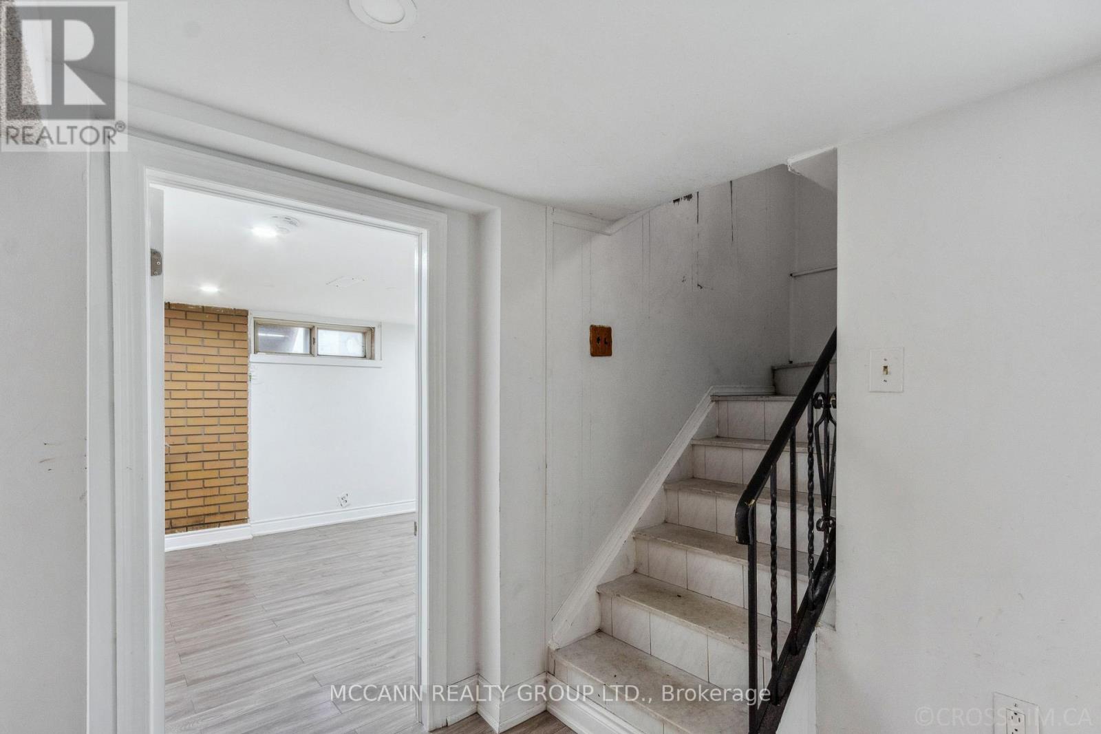 396 Nairn Avenue, Toronto, Ontario  M6E 4J3 - Photo 25 - W12185329