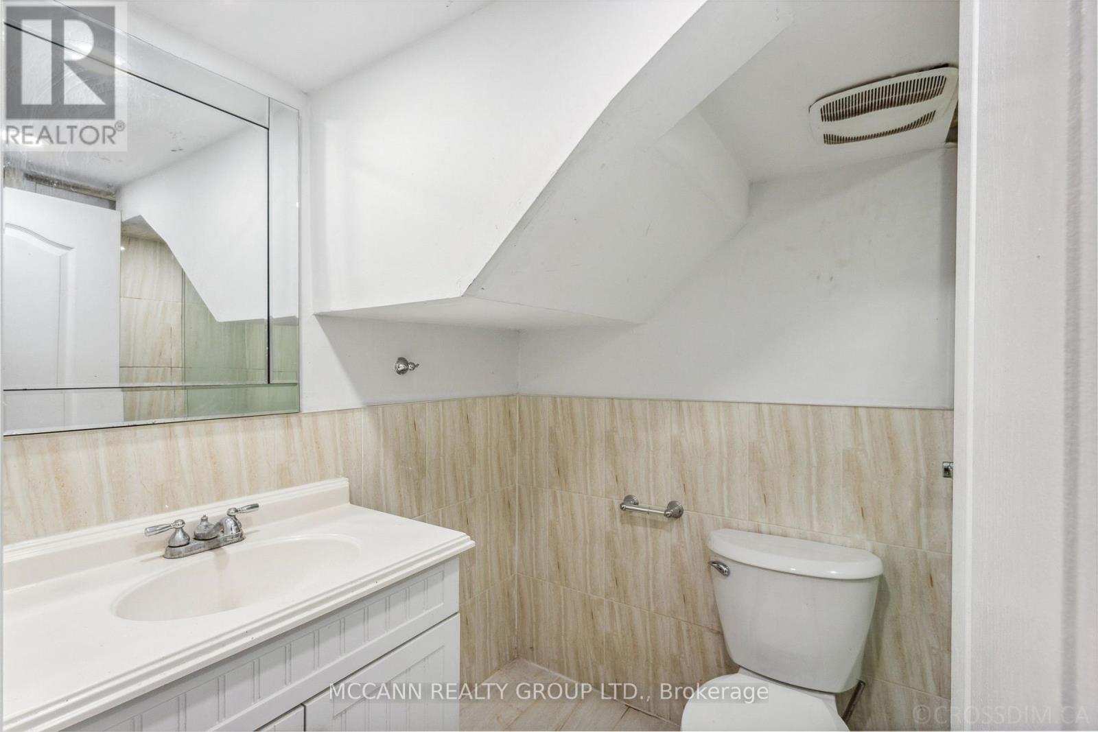 396 Nairn Avenue, Toronto, Ontario  M6E 4J3 - Photo 27 - W12185329