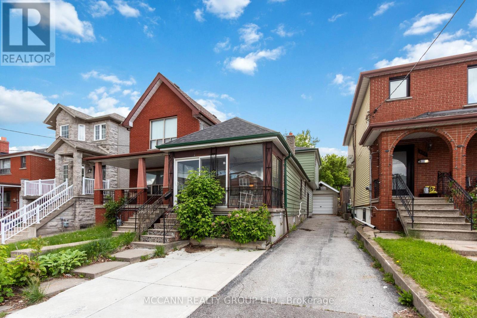396 Nairn Avenue, Toronto, Ontario  M6E 4J3 - Photo 3 - W12185329