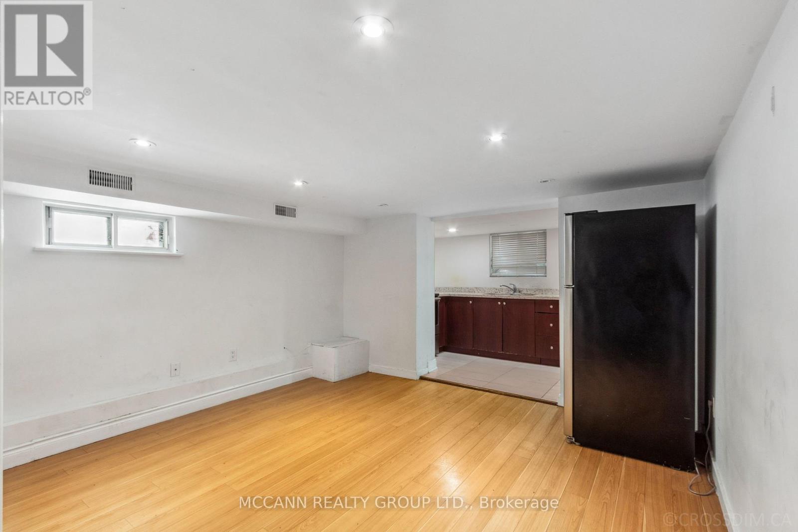 396 Nairn Avenue, Toronto, Ontario  M6E 4J3 - Photo 30 - W12185329