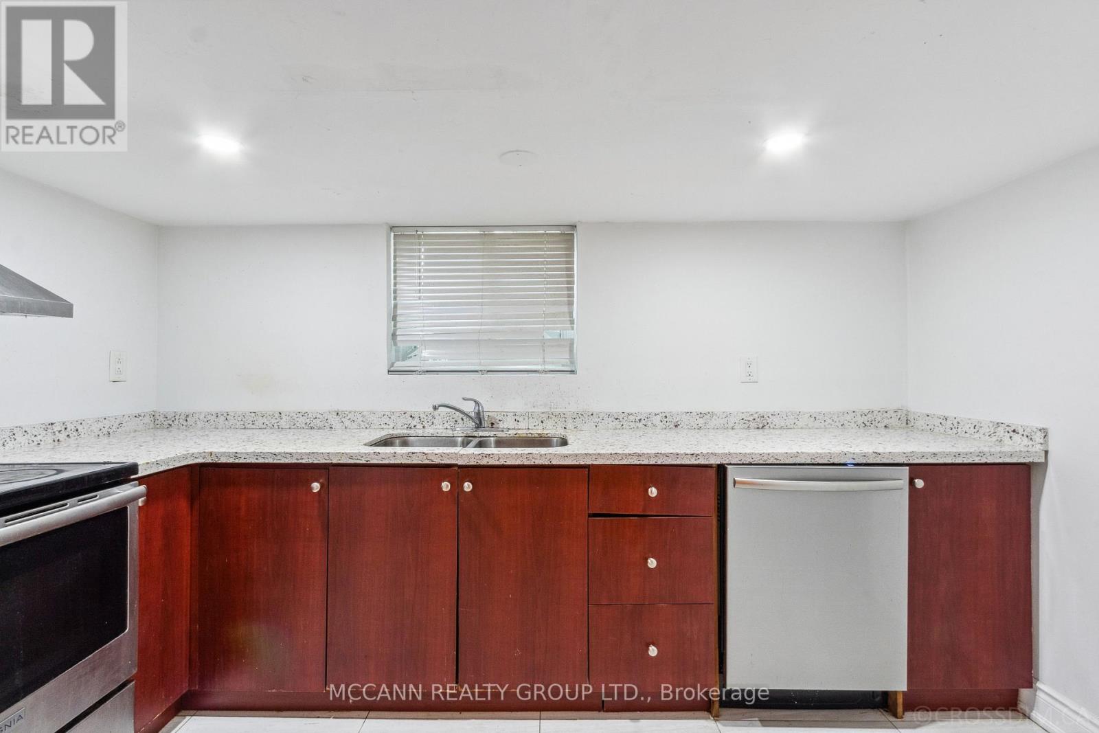 396 Nairn Avenue, Toronto, Ontario  M6E 4J3 - Photo 32 - W12185329